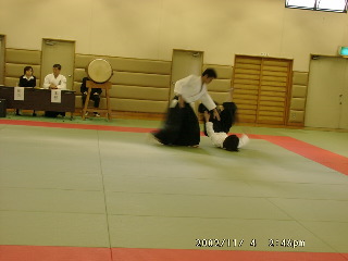 11040036.JPG 320��240 (20KB)