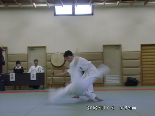 11040178.JPG 320��240 (19KB)
